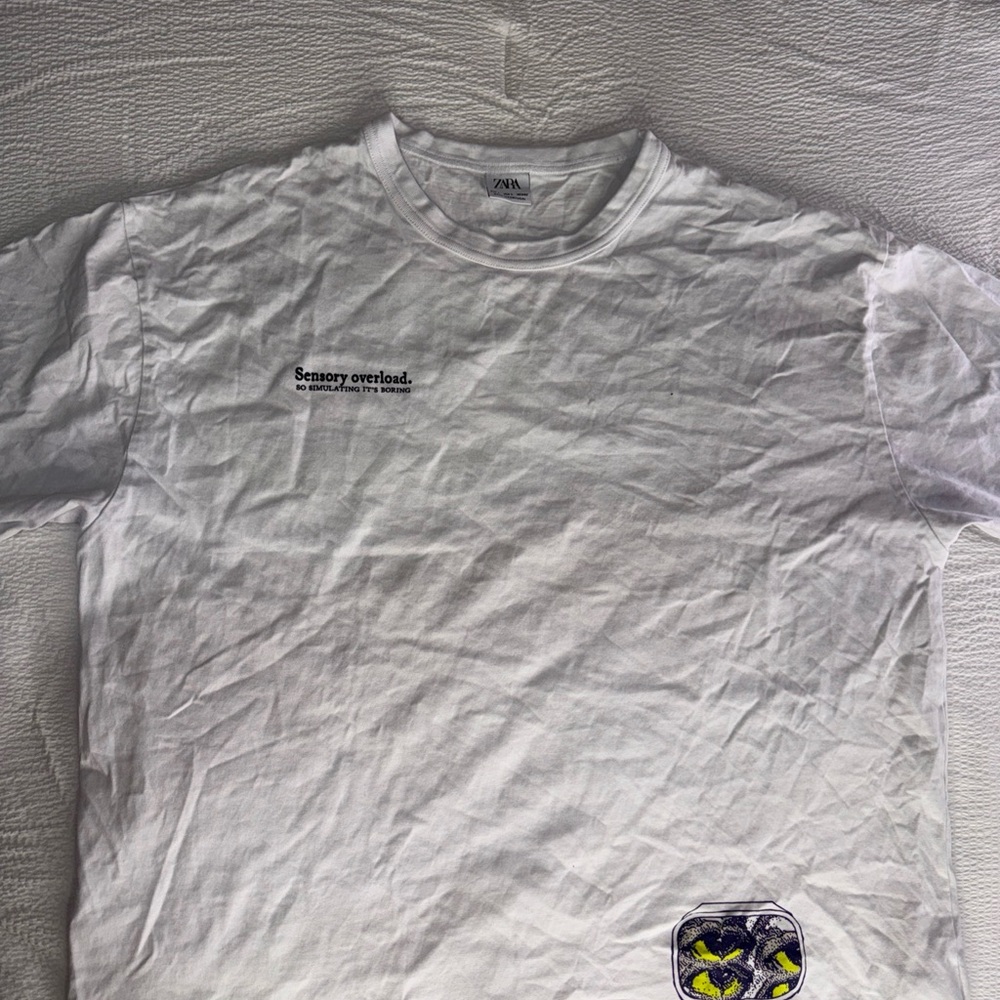 Zara White Graphic 'Sensory Overload' Crew Tee with Hem Patch
